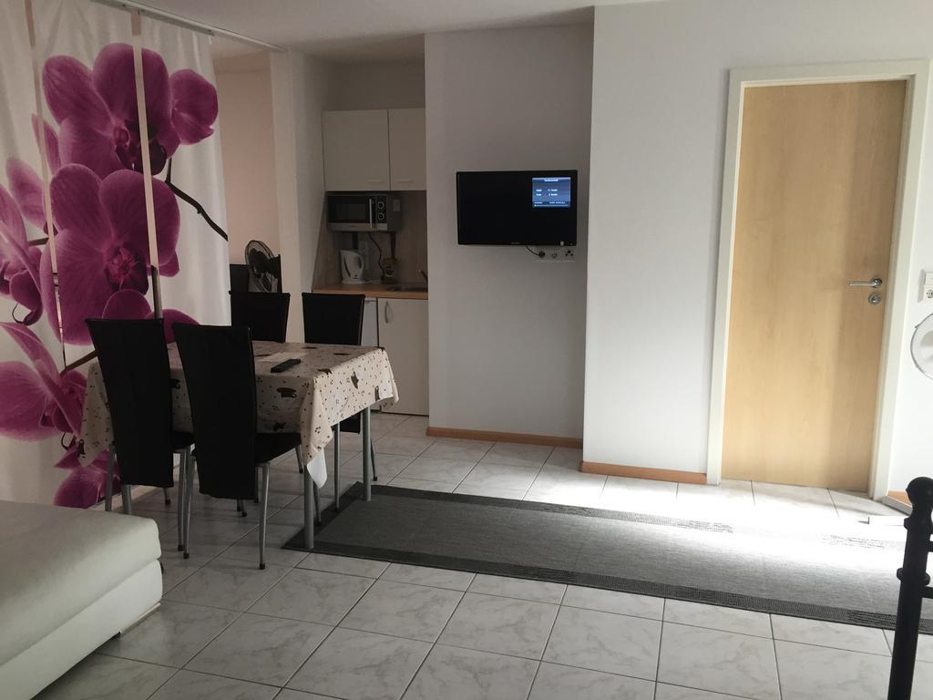 A & J Ferienwohnung Hirsch Rust Kültér fotó